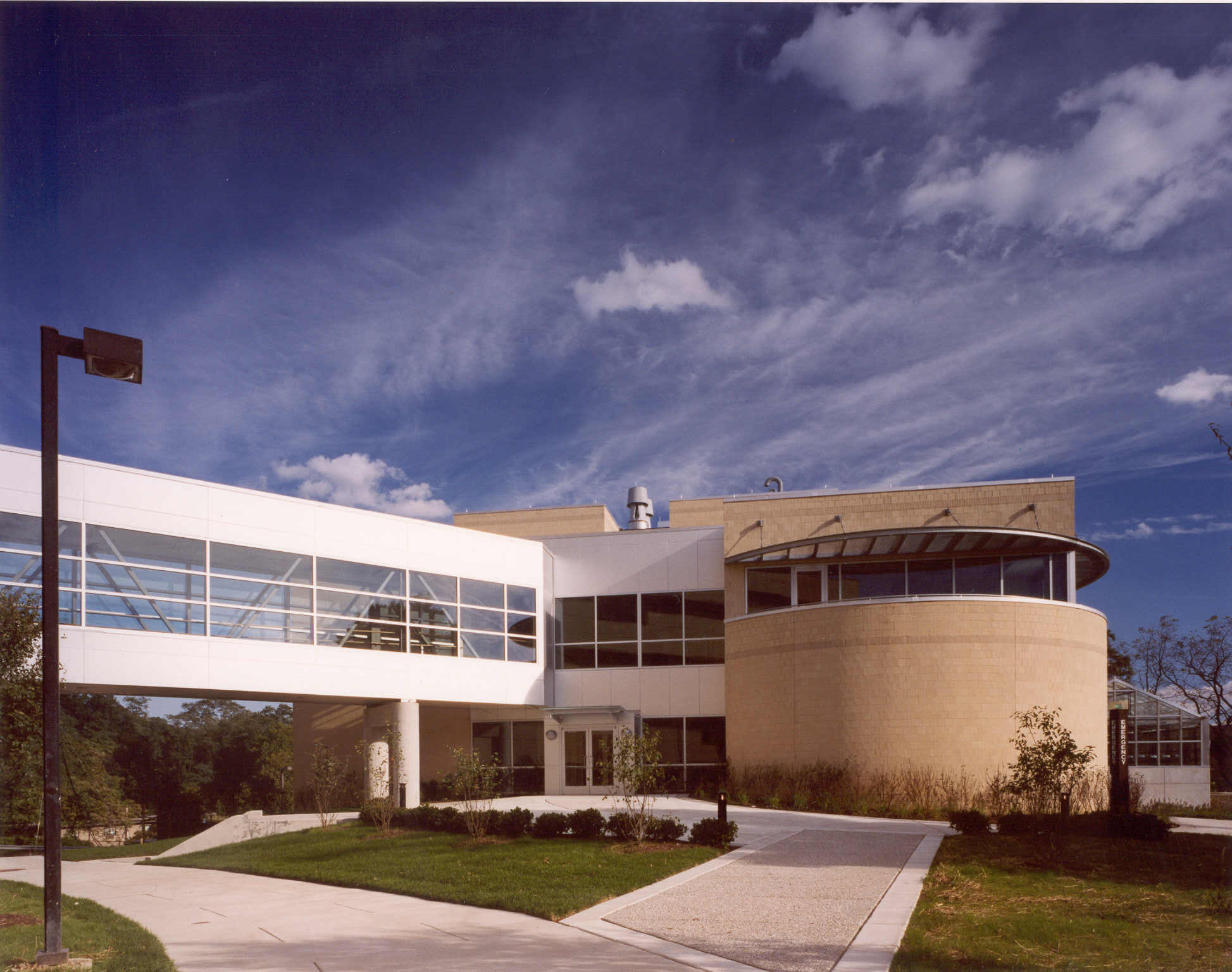 <div class='container'>Morgan State University- Richard Dixon Biomedical Research Center</div>