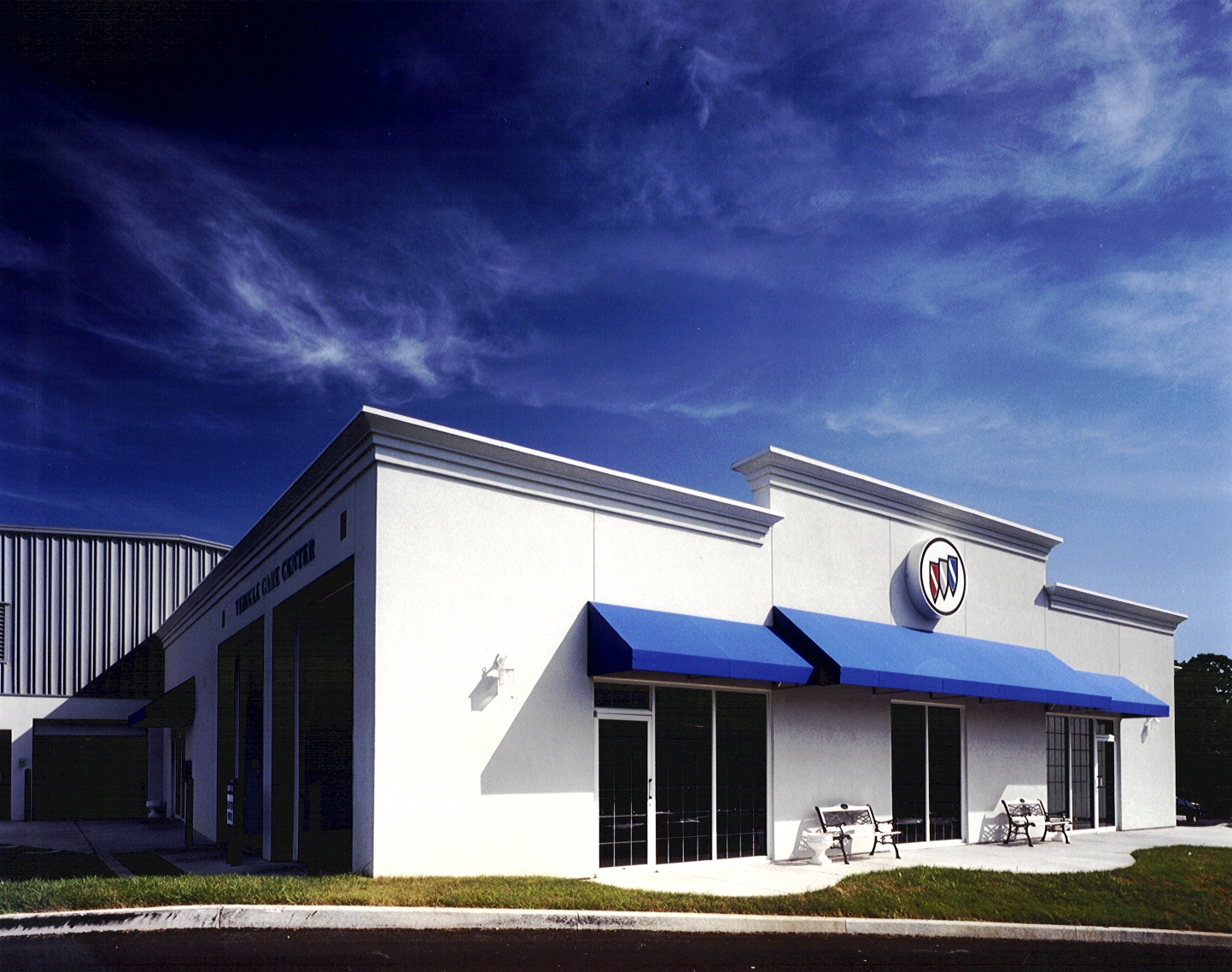 <div class='container'>Boyle Buick Renovations</div>