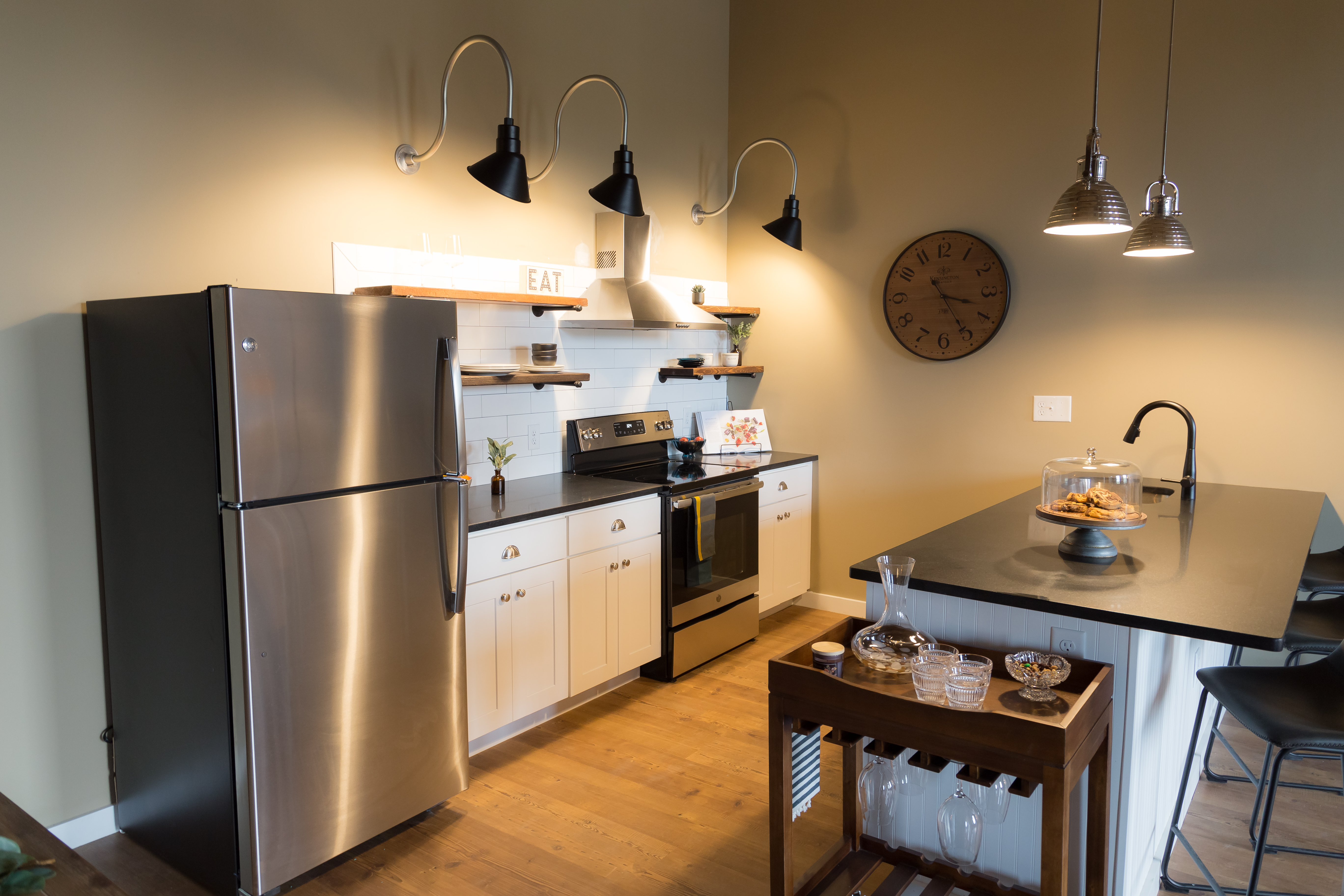 <div class='container'>The Lofts at Pontiac Mills</div>