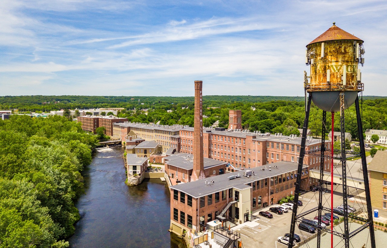 <div class='container'>The Lofts at Pontiac Mills</div>