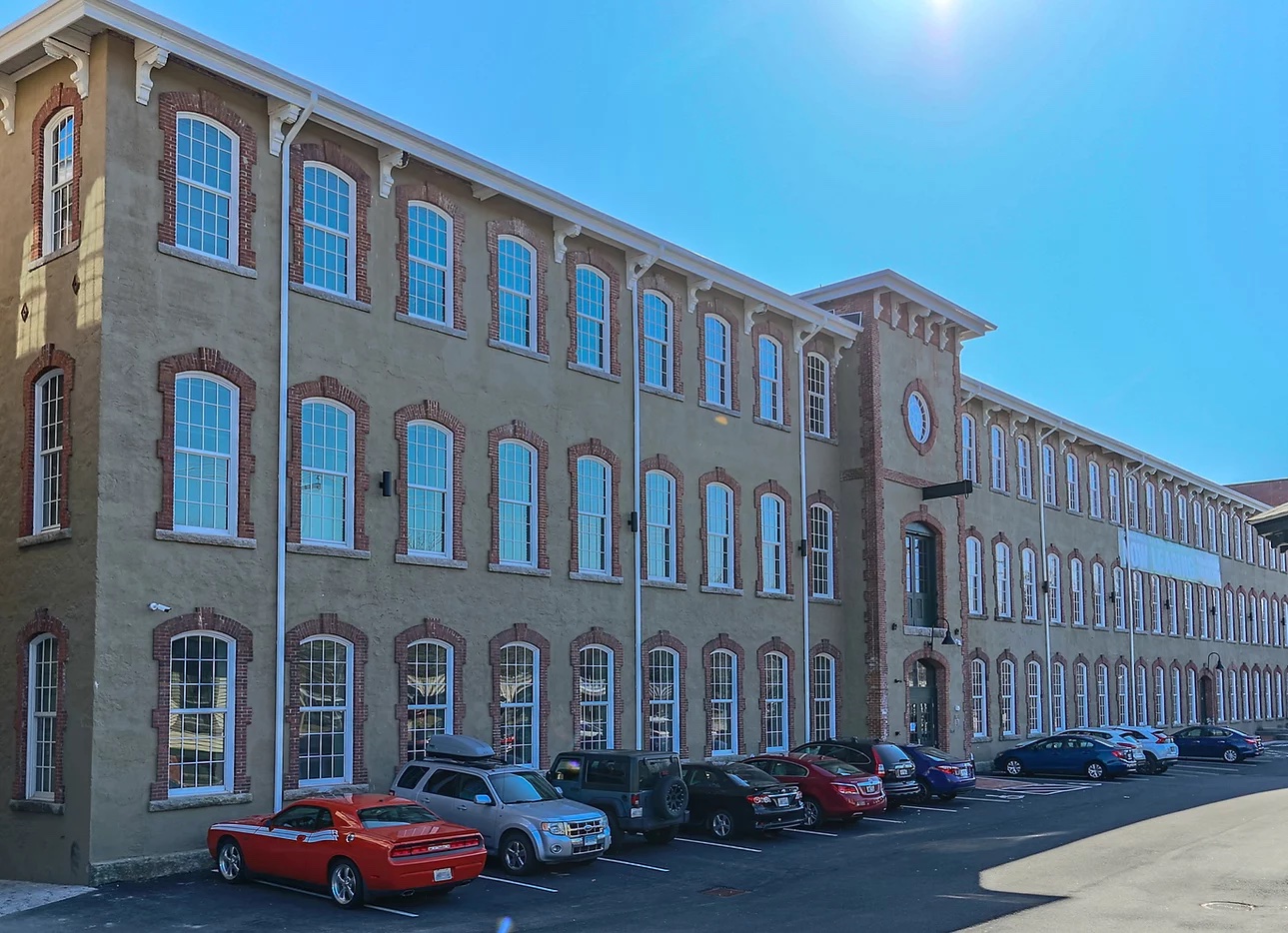 <div class='container'>The Lofts at Pontiac Mills</div>