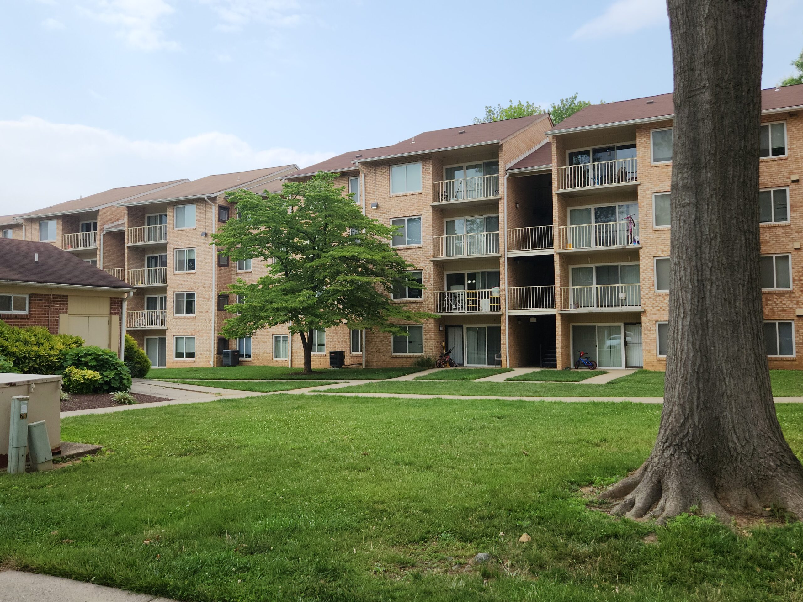 <div class='container'>Willowdale Crossing</div>