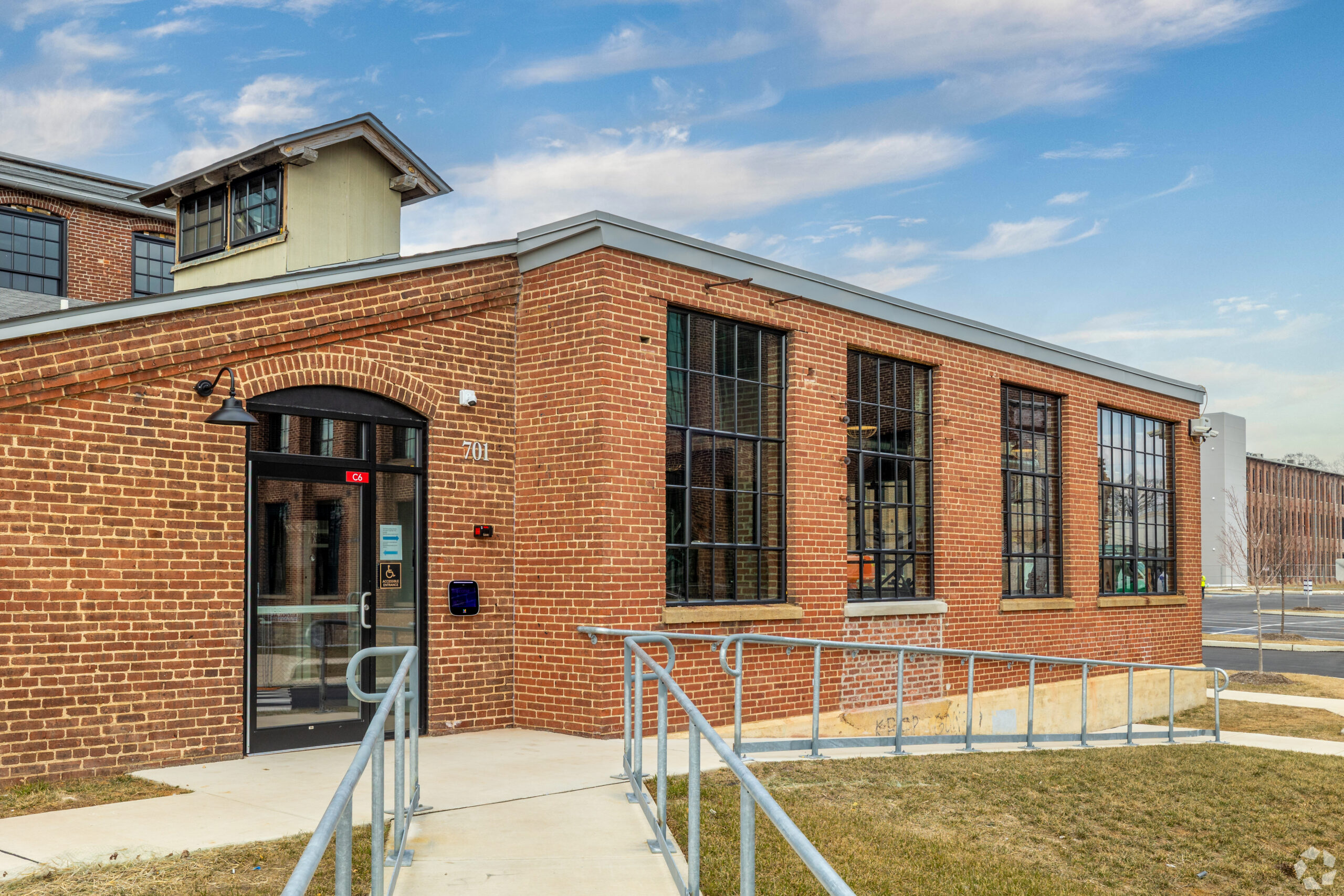 <div class='container'>The Lofts at Stehli Silk Mill</div>