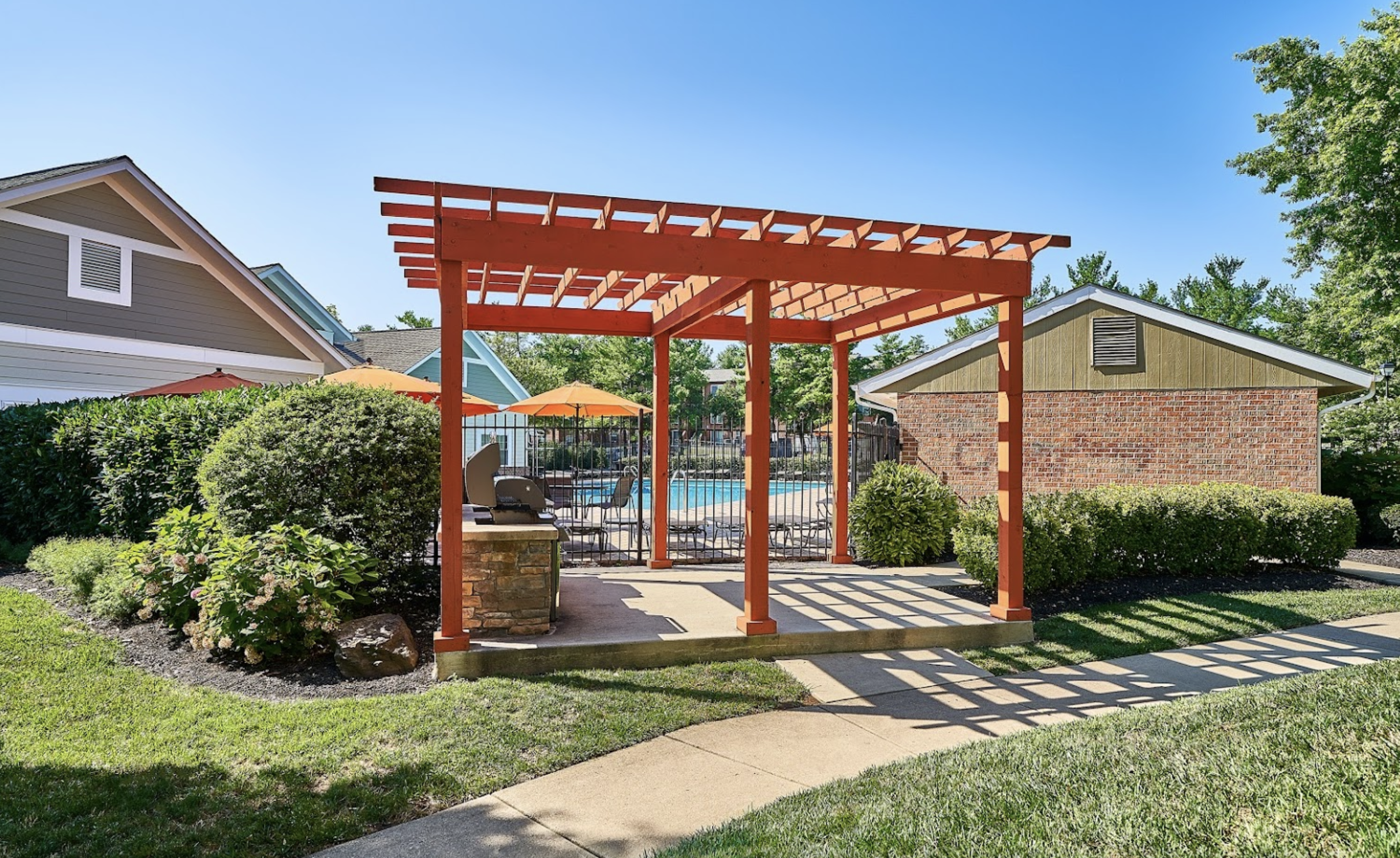 <div class='container'>Willowdale Crossing</div>